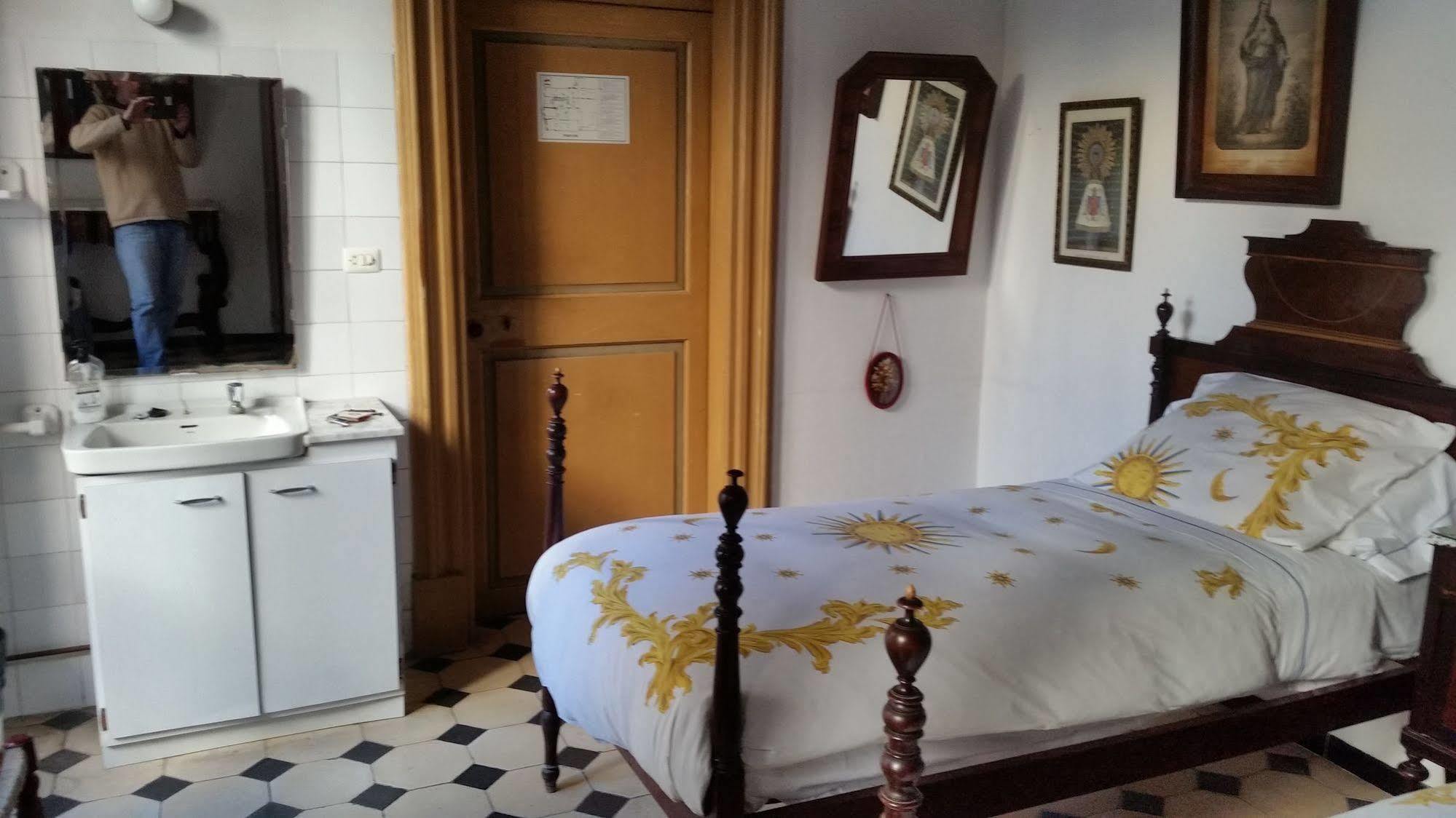 Hostal Pons Palma de Mallorca Zewnętrze zdjęcie